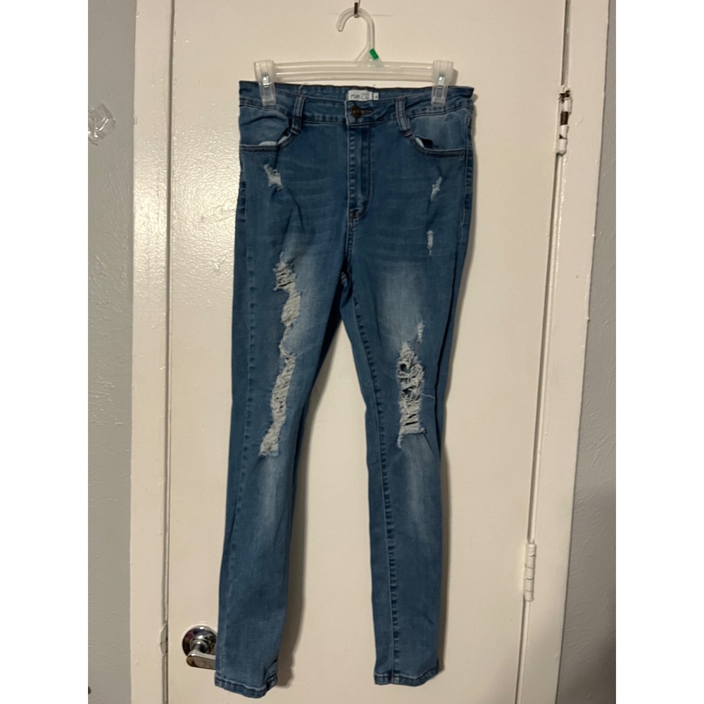 rue21 Womens Size 10 High Rise Distressed‎ Skinny Jeans Medium Wash Ripped Denim
